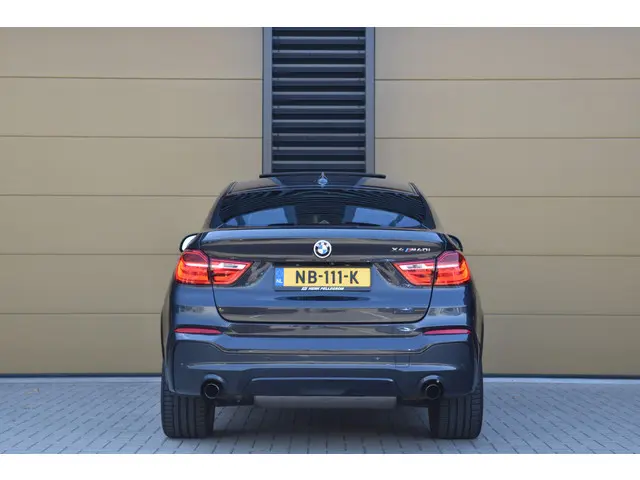 BMW X4 M40i High Executive 2017 Benzine 8