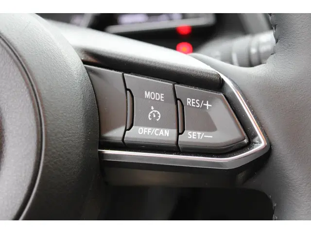 Mazda 2 1.5 e-SkyActiv-G 90 Exclusive-Line 2025 Benzine 18