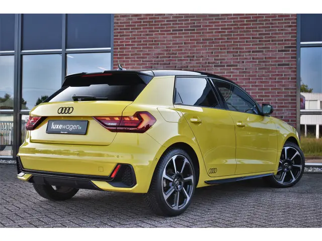 Audi A1 Sportback 30 TFSI S-Edition 2019 Benzine 57