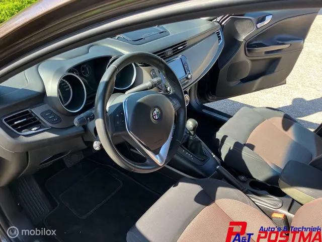 Alfa Romeo Giulietta 1.4 T 2014 Benzine 17