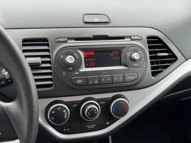 Kia Picanto 1.0 CVVT ComfortLine 2015 Benzine 21