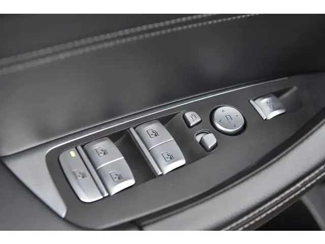 BMW iX3 High Executive 80 kWh 2021 Elektrisch 11