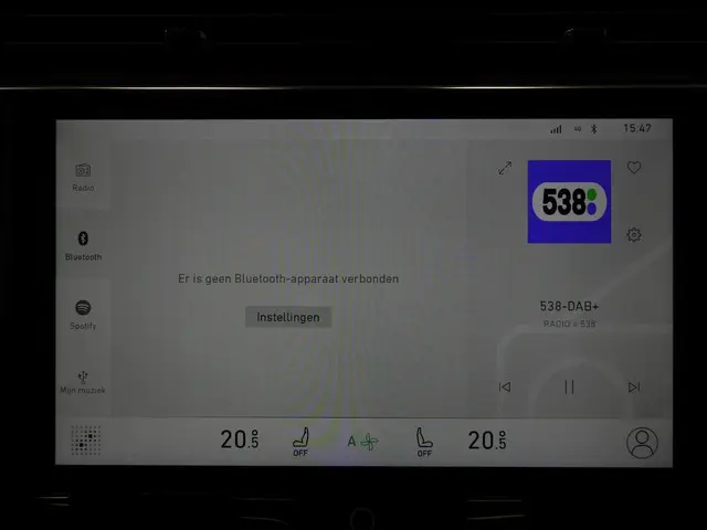 Lynk & Co 01 1.5 PHEV BlackLine 2023 Hybride Benzine 12