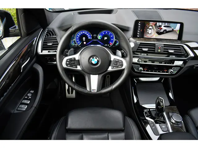 BMW X3 xDrive30i M-Sport 2018 Benzine 23