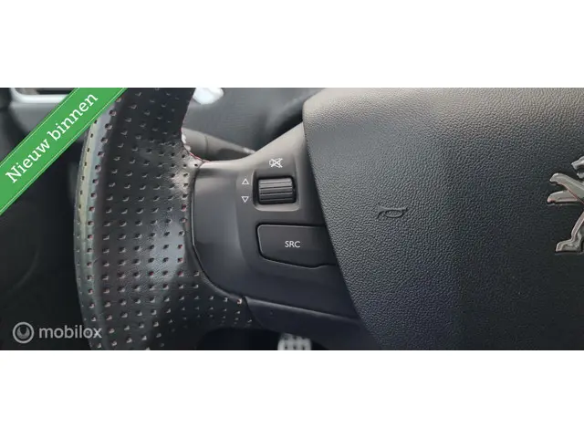 Peugeot 2008 1.2 PureTech GT-line 2017 Benzine 25