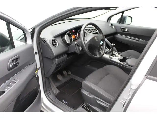 Peugeot 3008 2
