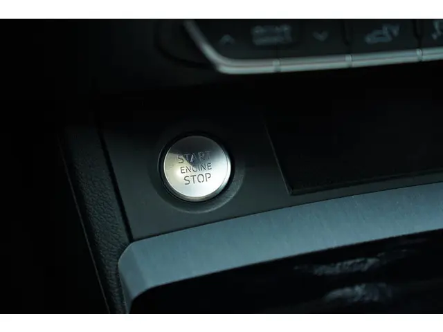 Audi Q5 50 TFSI e S edition 2021 Hybride Benzine 40
