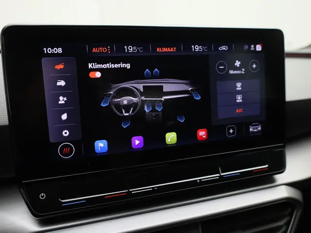 SEAT Leon Sportstourer 1.5eTSI/150PK FR DSG 2024 Benzine 30