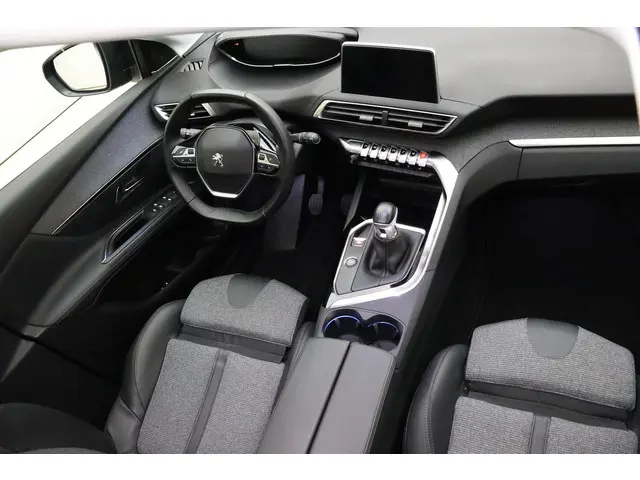 Peugeot 3008 1.2 PureTech Blue Lease Premium 2020 Benzine 7