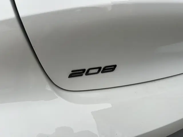 Peugeot 208 1.2 Turbo 100 PK Allure 2025 Benzine 32