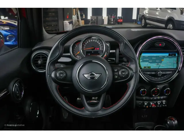 MINI Cooper Mini 1.5 JCW 2017 Benzine 38