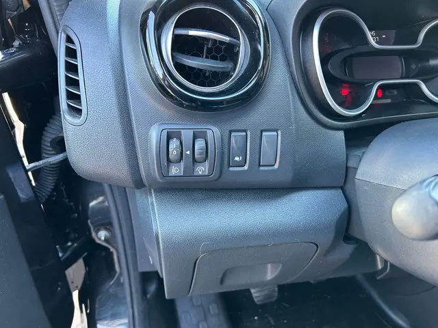 Renault Trafic 2.0 dCi 145 T29 L2H1 Luxe 2020 Diesel 11