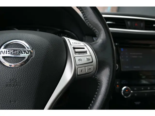 Nissan QASHQAI 1.2 Tekna |Pano|trekhaak| 2015 Benzine 15