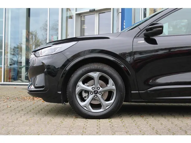 Ford Kuga 2.5 FHEV ST-Line 2024 Hybride Benzine 37