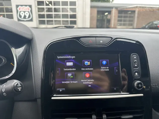 Renault Clio Estate 1.2 Dynamique 2015 Benzine 29