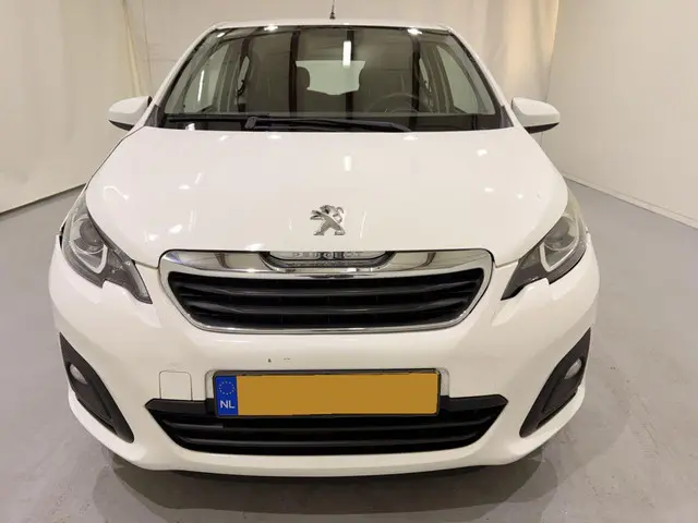 Peugeot 108 HB 1.0 e-VTi Active Airco 2016 Benzine 2