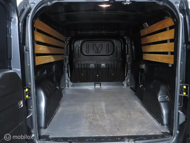 Opel Combo 1.3 CDTi L2H1 ecoFLEX Edition 2016 Diesel 12