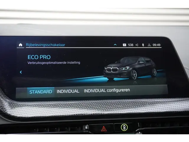 BMW 1 Serie 118i 2023 Benzine 19