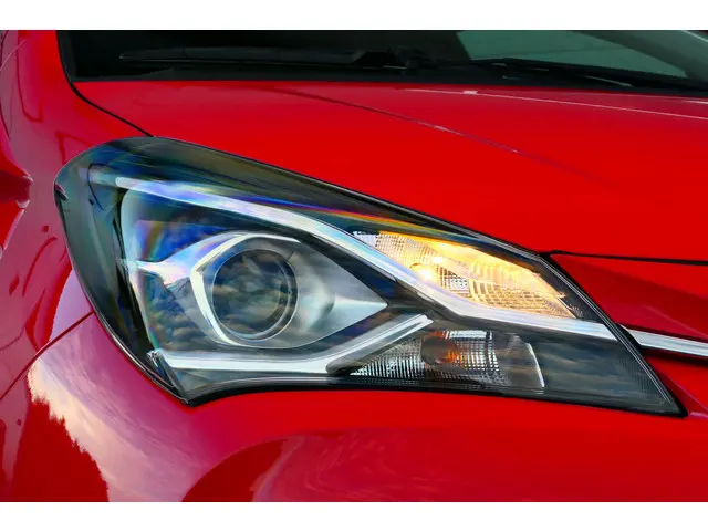 Toyota Yaris 1.5 Hybrid Active 2019 Hybride Benzine 42