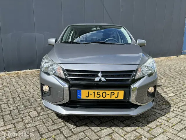 Mitsubishi Space Star 1.0 Cool+ 2020 Benzine 13