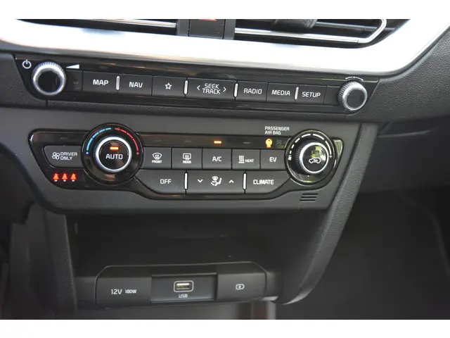 Kia e-Niro DynamicLine 39 kWh 2022 Elektrisch 14