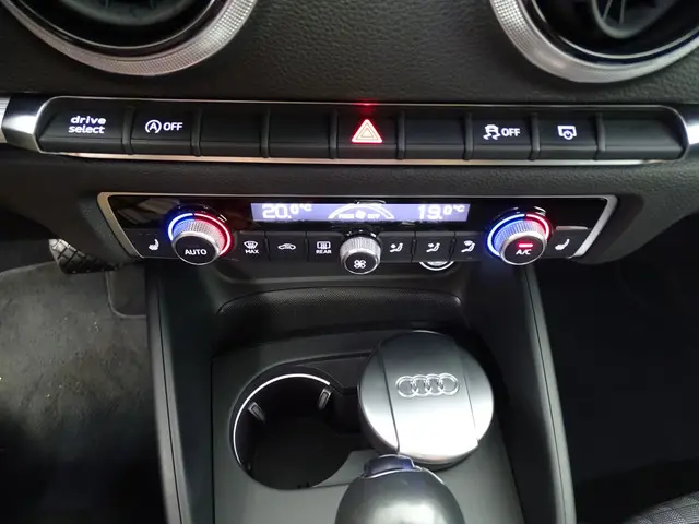 Audi A3 Limousine 35 TFSI Advance Sport 2020 Benzine 57