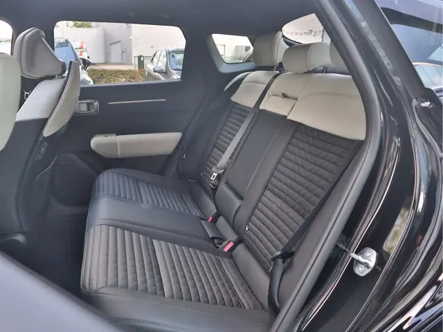 Kia EV4 Fastback GT-PlusLine 81.4 kWh 2025 Elektrisch 14