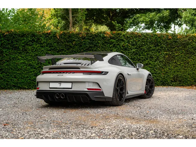 Porsche 911 4.0 GT3 2022 Benzine 33