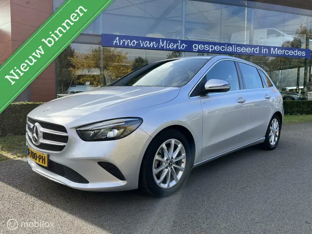 Mercedes-Benz B-Klasse 180 Premium Plus 2020 Benzine