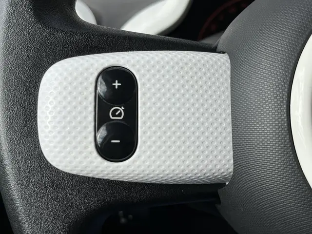 Renault Twingo 1.0 SCe Collection 2016 Benzine 18