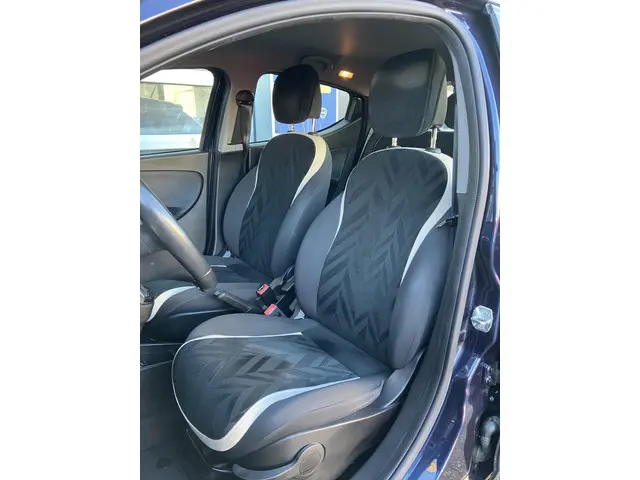 Lancia Ypsilon 1.2 Opening Edition 2016 Benzine 15