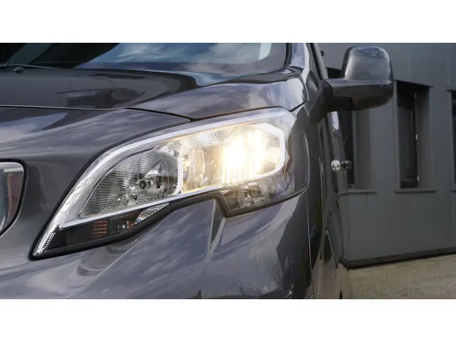 Peugeot Expert 2.0 122PK BlueHDI 120 Premium 2019 Diesel 28