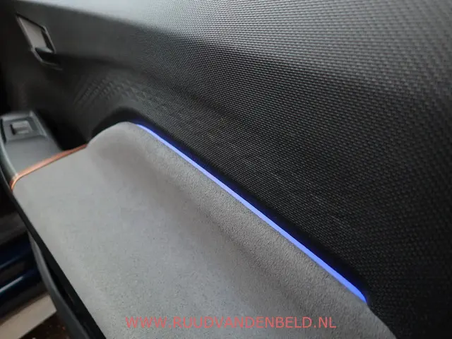 CUPRA Born Copper Edition One 62 kWh 2021 Elektrisch 23