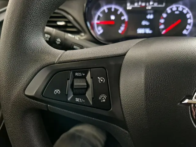 Opel KARL 1.0 Rocks Online Edition| Navi| 2018 Benzine 12