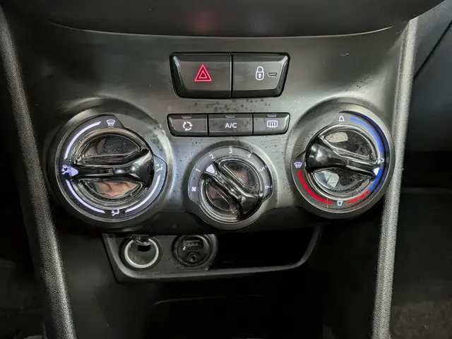 Peugeot 208 1.2 PureTech Blue Lion 2016 Benzine 16