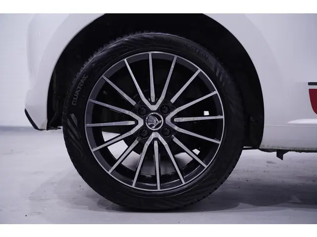 Škoda Citigo 1.0 Greentech Sport 2014 Benzine 17