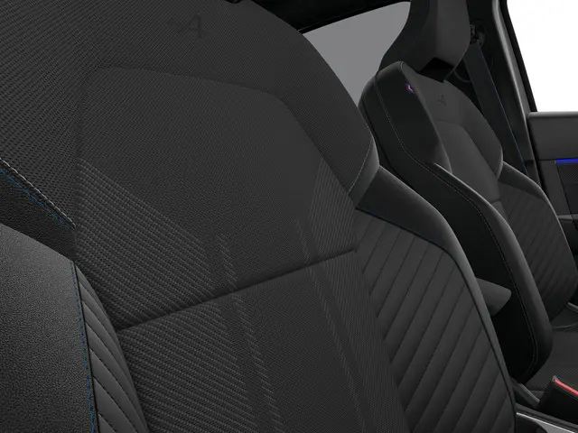 Renault Captur esprit Alpine 2026 Hybride Benzine 14