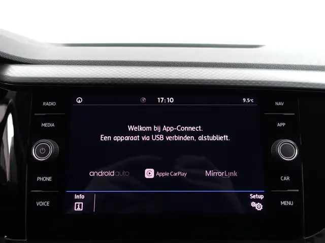 Volkswagen T-Cross 1.0 TSI R line- 2019 Benzine 10