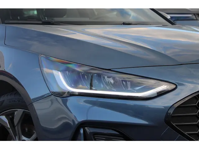 Ford Focus 1.0 EcoBoost Hybrid ST Line 2023 Benzine 3