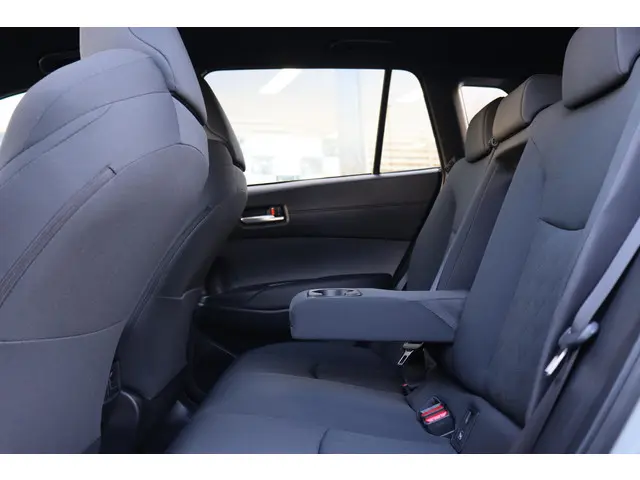 Toyota Corolla Cross Dynamic 2026 Hybride Benzine 29