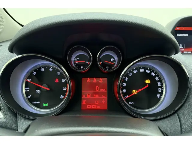 Opel Mokka 1.4 Turbo 140pk Innovation 2016 Benzine 34