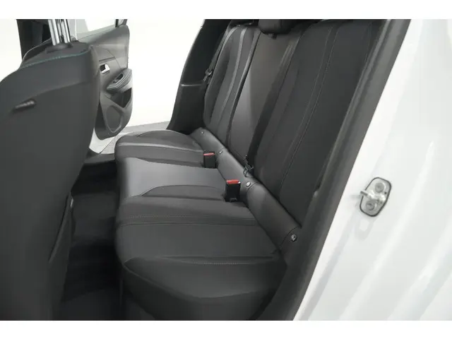 Peugeot 208 PureTech 100 Allure Pack 2023 Benzine 26