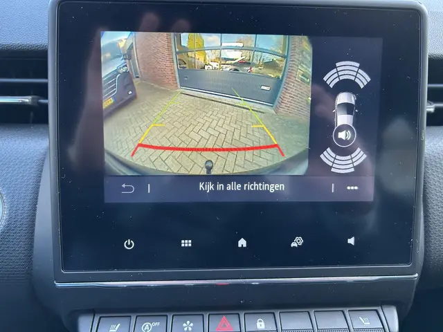 Renault Clio 1.0 TCe Intens 2021 Benzine 17