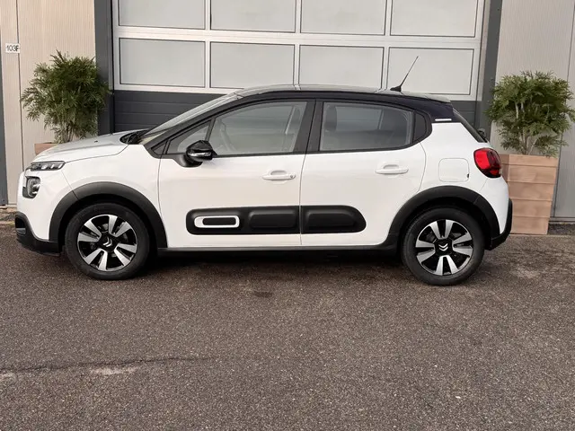 Citroën C3 1.2 PureTech ELLE 2021 Benzine 3