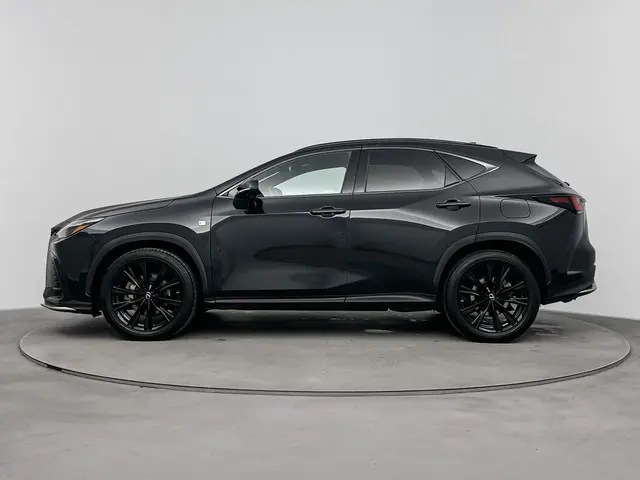 Lexus NX 450h+ AWD F Sport Line 2022 Hybride Benzine 22
