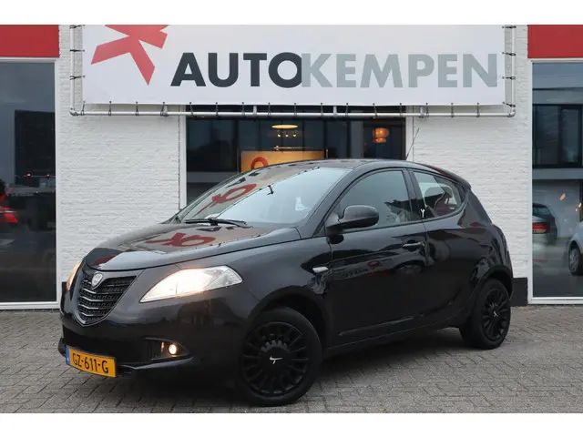 Lancia Ypsilon 0.9 TwinAir ELEFANTINO PLUS 2015 Benzine 4