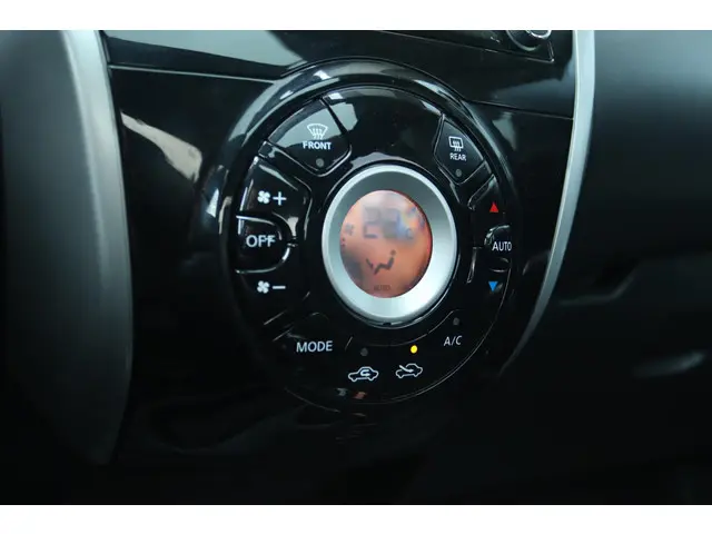 Nissan Note 1.2 DIG-S TEKNA 2014 Benzine 22