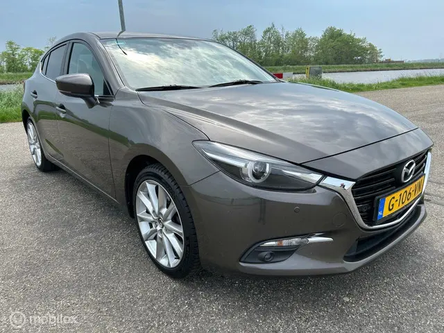 Mazda 3 2.0 SkyActiv-G 120 GT-M 2017 Benzine
