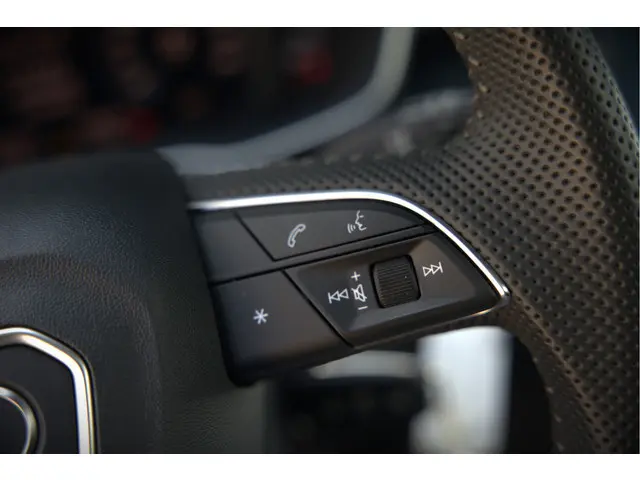 Audi Q3 40 TFSI quattro S Line Pro Line S 2019 Benzine 12