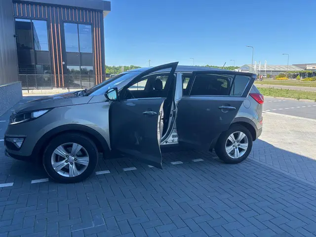 Kia Sportage 1.6 GDI 20th Anniversary 2013 Benzine 6
